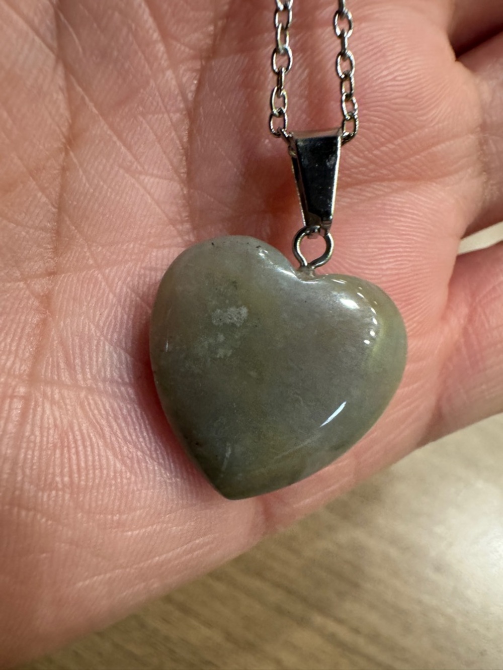 Natural Green Aventurine/Jade Pendant Necklace - Picture 3 of 9